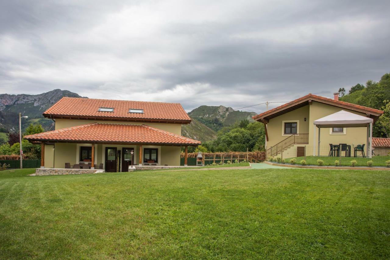El Campo Mateo Apartamentos Onís Екстериор снимка